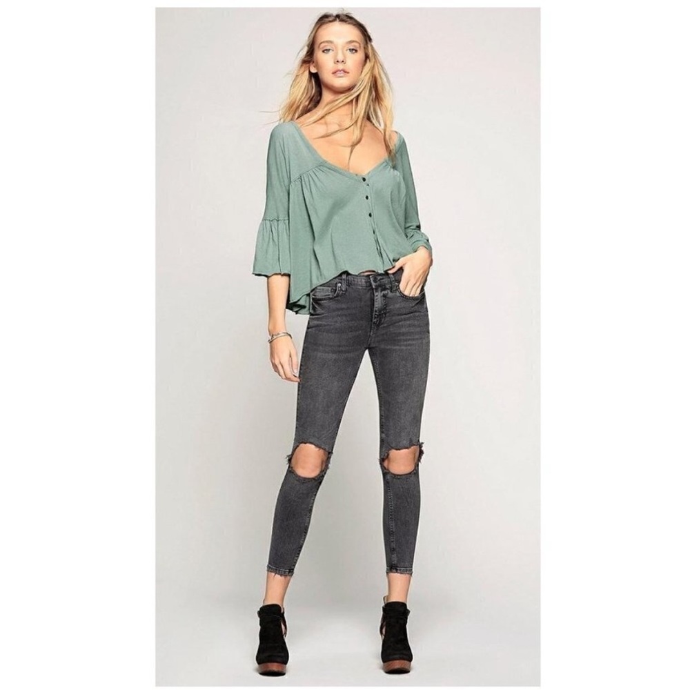 Free People raw hem Gray skinny Jeans Sz 28